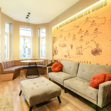 1 Bedroom Wine Journey Διαμέρισμα *